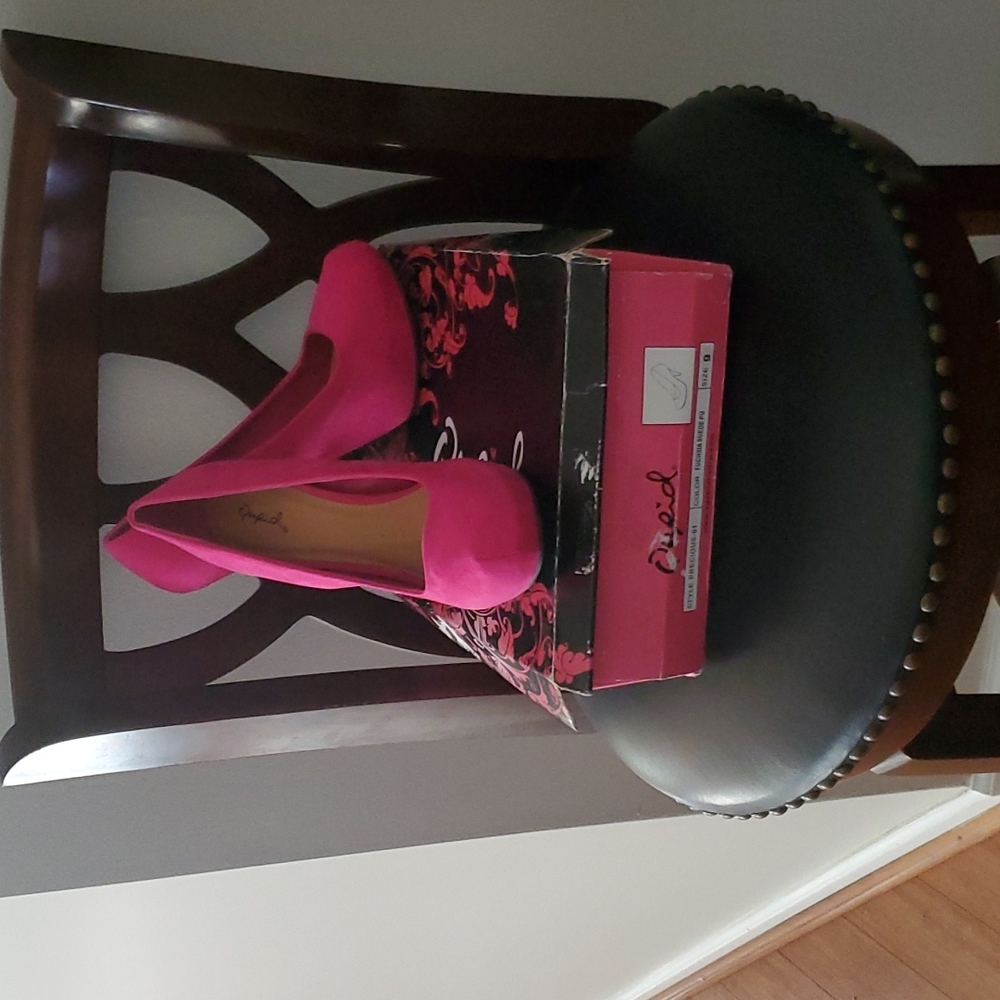 Quip Suede Fuchsia Pumps